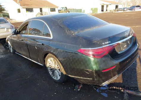 2021 Mercedes-Benz S 580 4Matic z USA, uszkodzony, nr VIN W1K6G7GB3MA019413